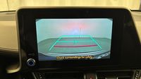 Toyota C-Hr 184h Distinctive 2WD E-CVT MY22 — photo 28