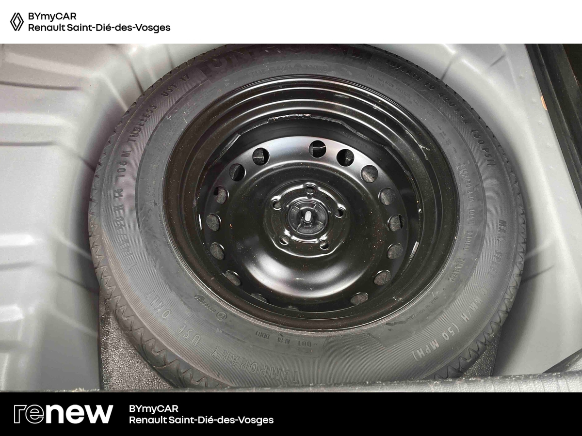 Renault Captur TCe 90 - 21 — photo 15