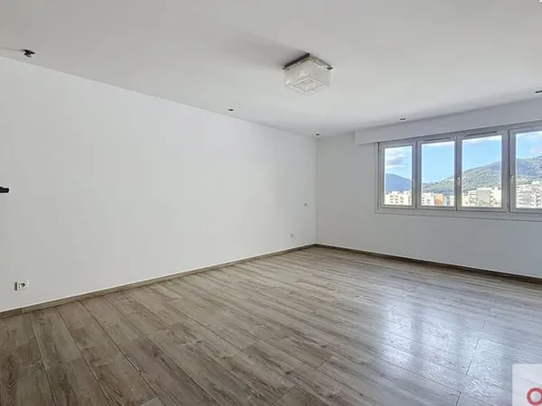 Appartement 4 pièces 89 m²