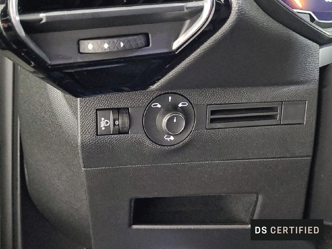 Ds Ds 7 crossback bluehdi 130 eat8 performance line — photo 23