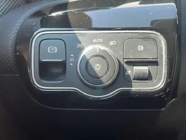 Mercedes Classe A 180 d 7g-dct — photo 18