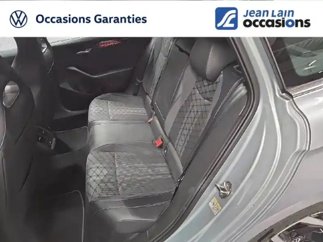 Volkswagen Passat 2.0 tdi evo scr 150 dsg7 — photo 52
