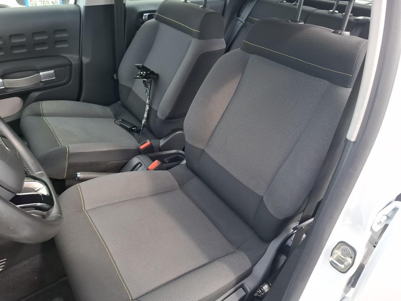 Citroën C3 1.2 puretech 83ch s&s shine — photo 9