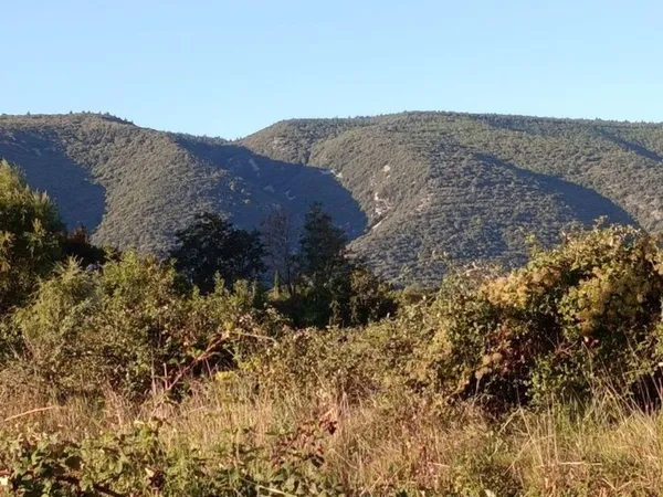 terrain dans le luberon