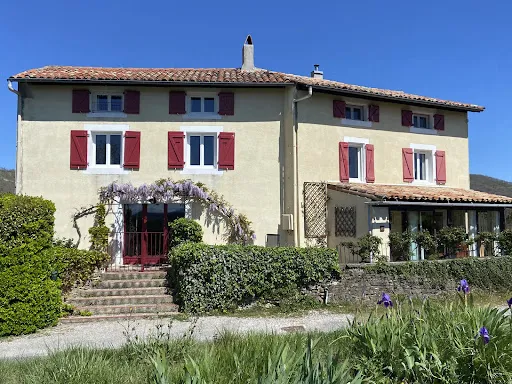 Propriété 14 pièces 230 m²