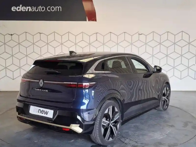 Renault Megane e-tech ev60 220 ch super charge — photo 13
