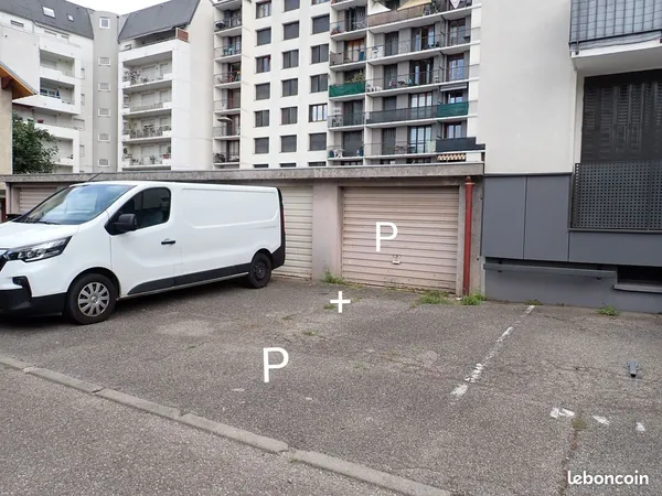Garage et place de parking