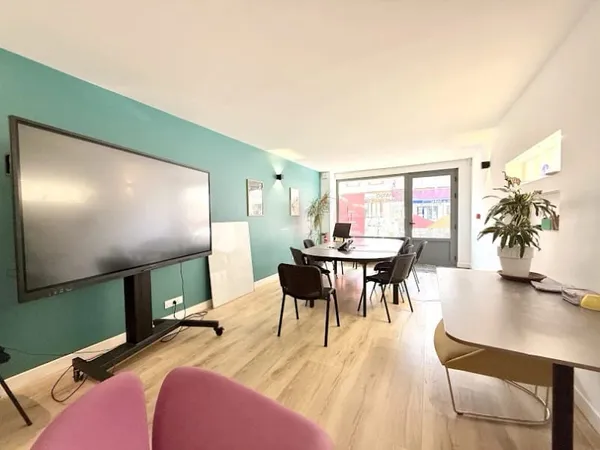 Parking/Garage/Box 45 m²