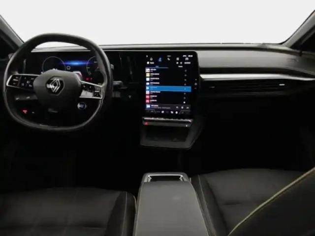Renault Megane e-tech electric ev60 220ch iconic super charge -c — photo 87