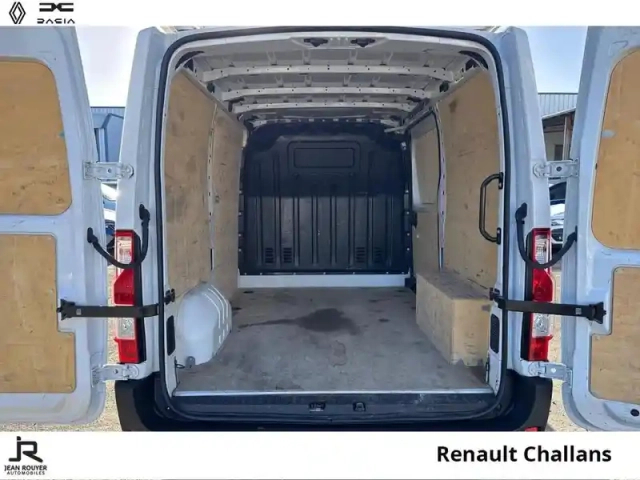 Renault Master fg f3300 l1h1 2.3 blue dci 135ch grand confort euro6 — photo 7
