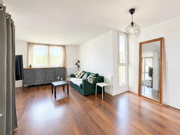 T4 de 80m2 avec BOX en sous-sol et Terrasse