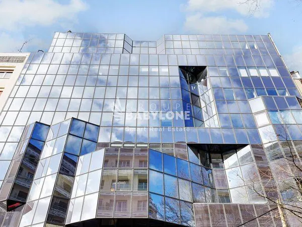 Bureaux 236 m²