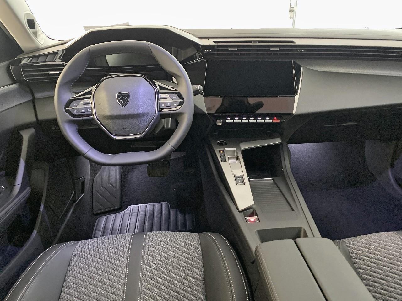 Peugeot 308 hybrid 145 e-dcs6 allure — photo 8