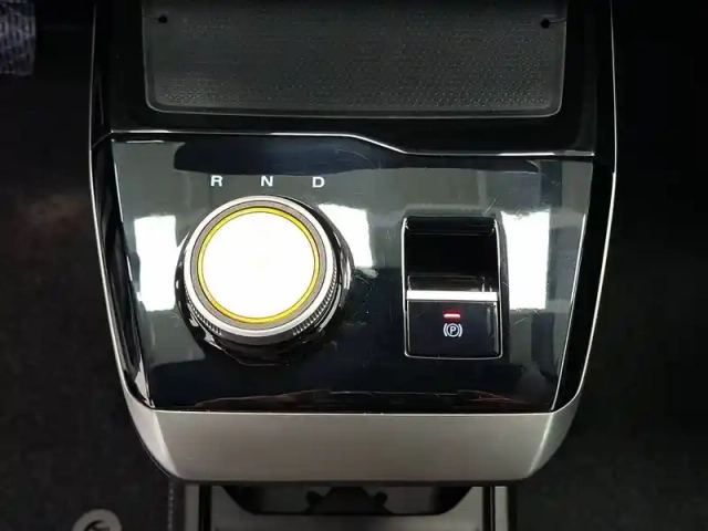 Mg Mg4 electric 51kwh - 125 kw 2wd — photo 32