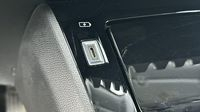 Peugeot 2008 1.5 BlueHDi 110ch S&S Allure — photo 16