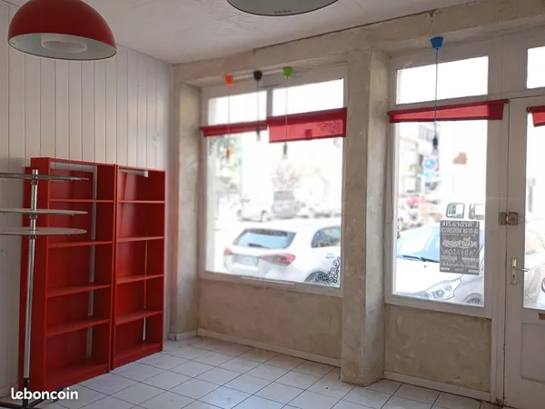 Local commercial 35m2 en centre-ville