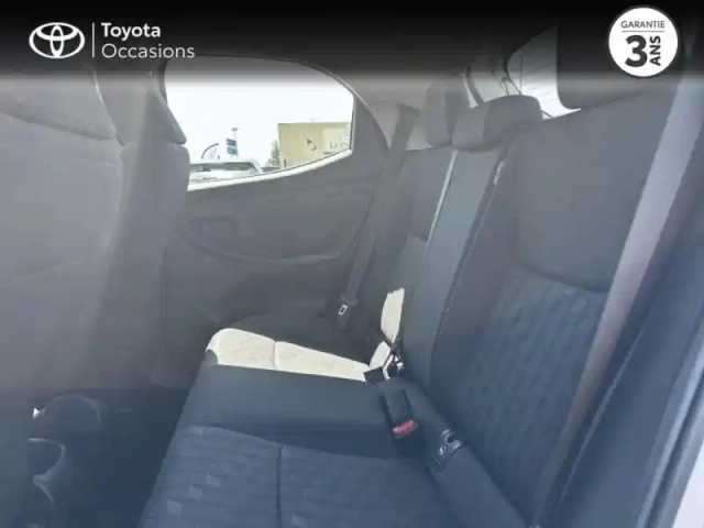 Toyota Yaris 120 vvt-i dynamic business 5p pack confort — photo 12