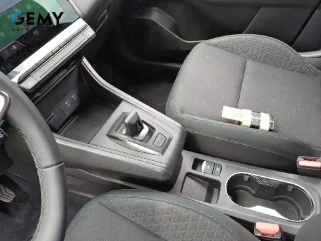 Renault Captur e-tech full hybrid 160 ch — photo 12
