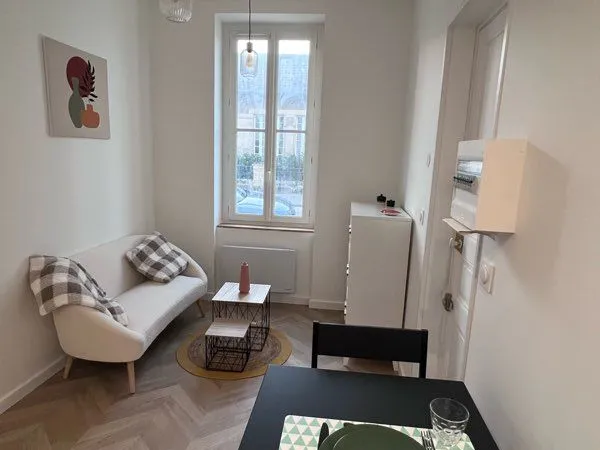 À louer - Appartement 2 pièces de 25 m² - Hyper-centre de Rochefort