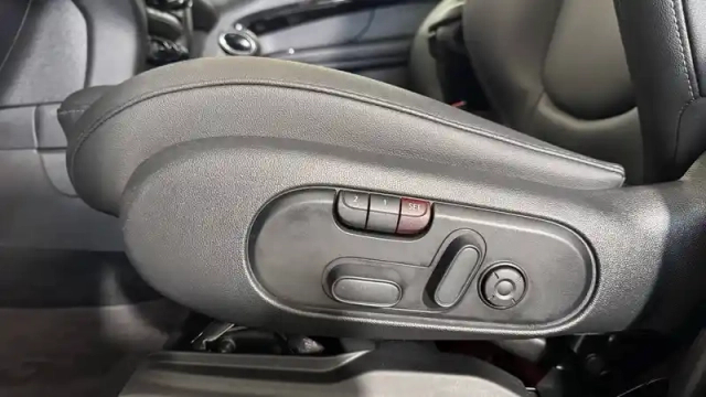 Mini Mini countryman 125 - 95 ch all4 bva6 — photo 23