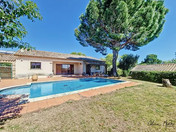 Maison de luxe 10 pièces 330 m²