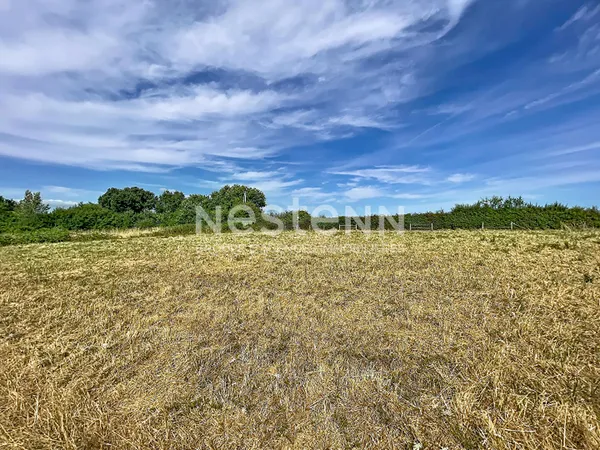 TERRAIN À BÂTIR DE 663M² À PROXIMITÉ DE LA MER