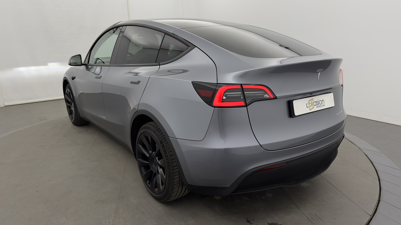 Tesla MODEL Y Grande Autonomie Dual Motor AWD — photo 3