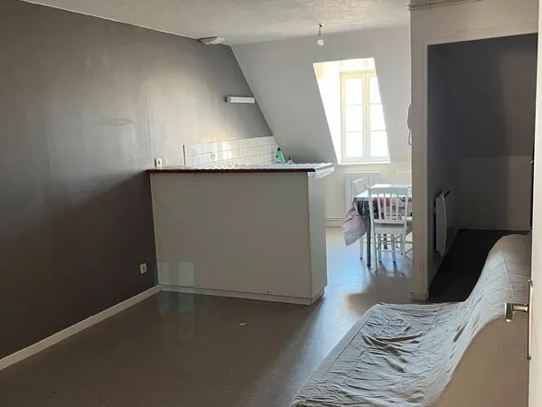 T2 non meuble hyper centre moulins - etudiant / jeune actif
