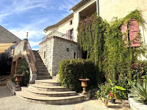 Maison 660 m²