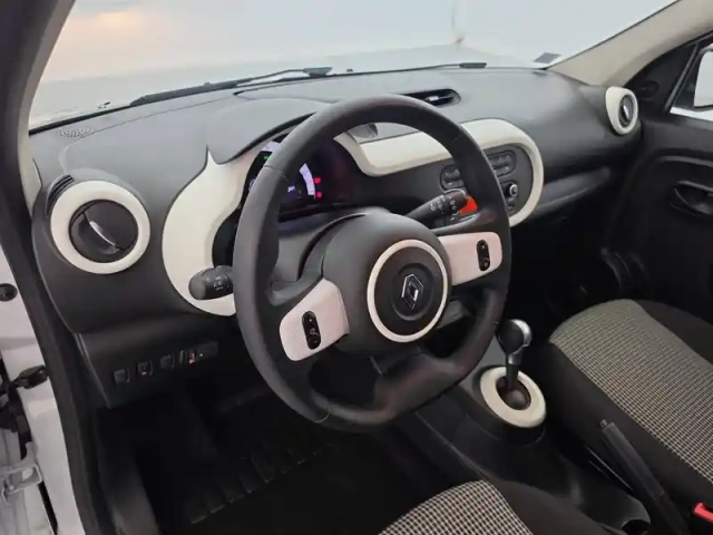 Renault Twingo iii e-tech — photo 280