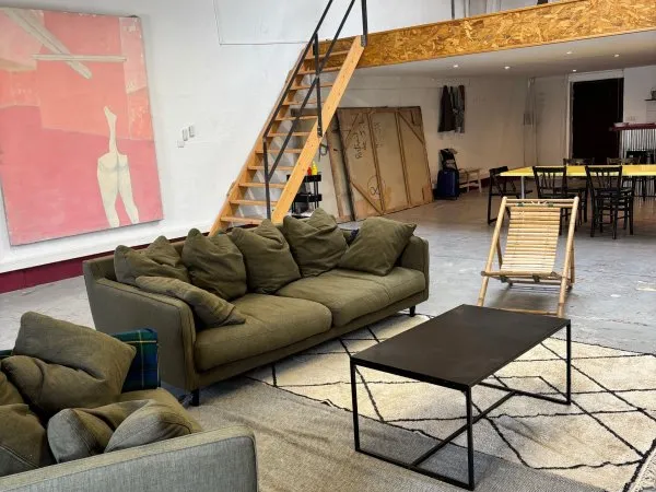 Loft - atelier d'artiste - location meublé