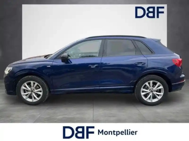 Audi Q3 35 tfsi 150 ch s tronic 7 s line plus — photo 2