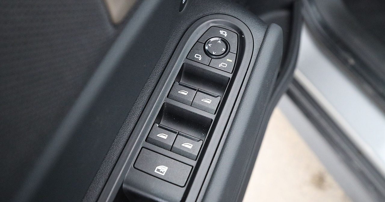 Mini Countryman — photo 27