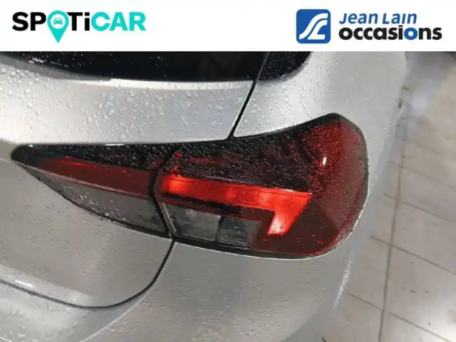 Opel Corsa 1.2 turbo 100 ch bva8 — photo 17