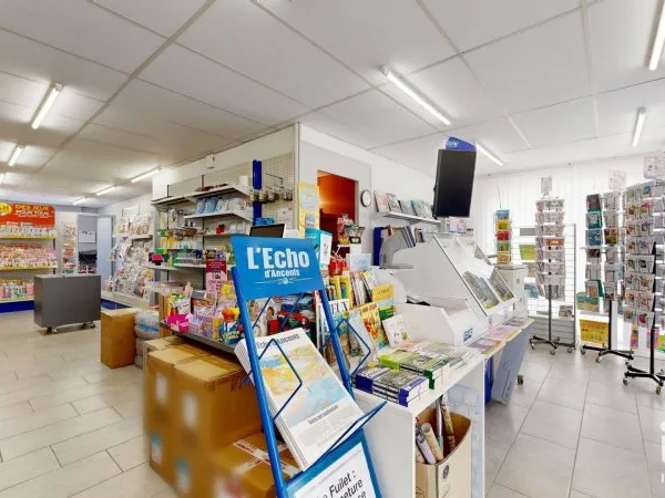 Local commercial 1 pièce 50 m²
