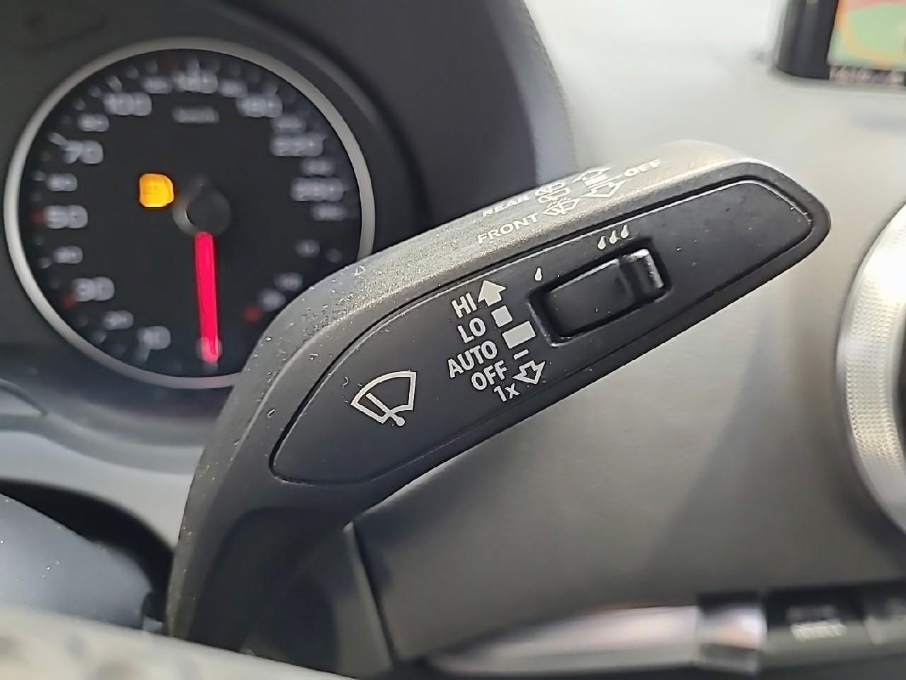 Audi A3 a3 sportback 30 tfsi 116 s tronic 7 sport — photo 20