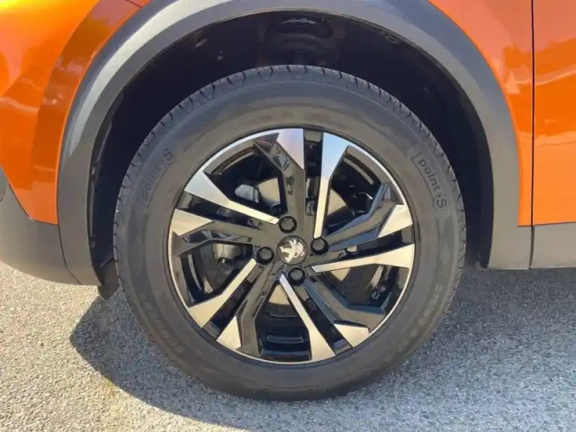 Peugeot 2008 puretech 130 s&amp;s eat8 — photo 9