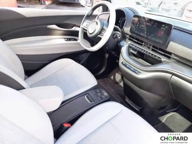 Fiat 500 e 118 ch — photo 11
