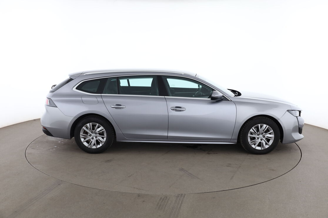 Peugeot 508 SW 1.2 PureTech Active Pack EAT8 — photo 6