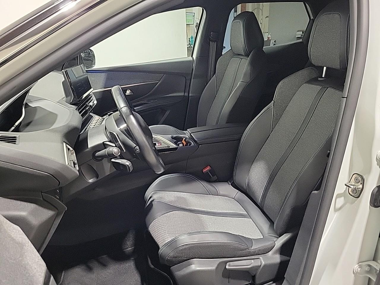 Peugeot 3008 bluehdi 130ch s&s eat8 allure pack — photo 10
