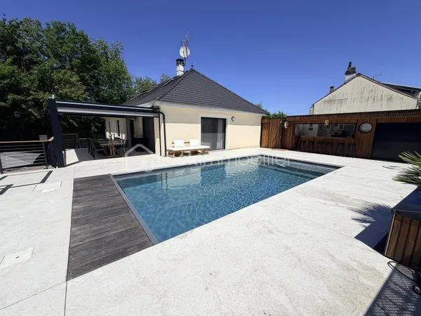 Maison 7 pièces 234 m²