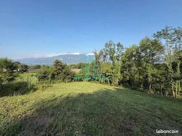 Terrain 2000 m² Les Mollettes