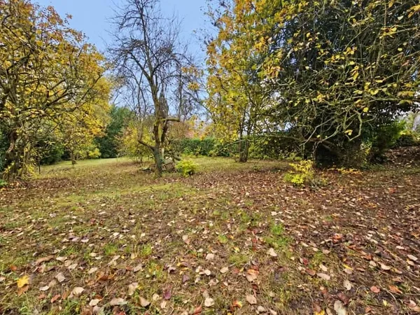 Terrain 997 m²