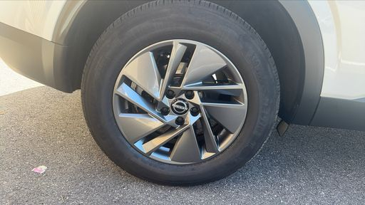 Nissan Qashqai 1.3 DIGT-T 158 MHEV X-Tronic - Premiere Edition – 2023 – 52012 km – Essence – Boîte Automatique — photo 20