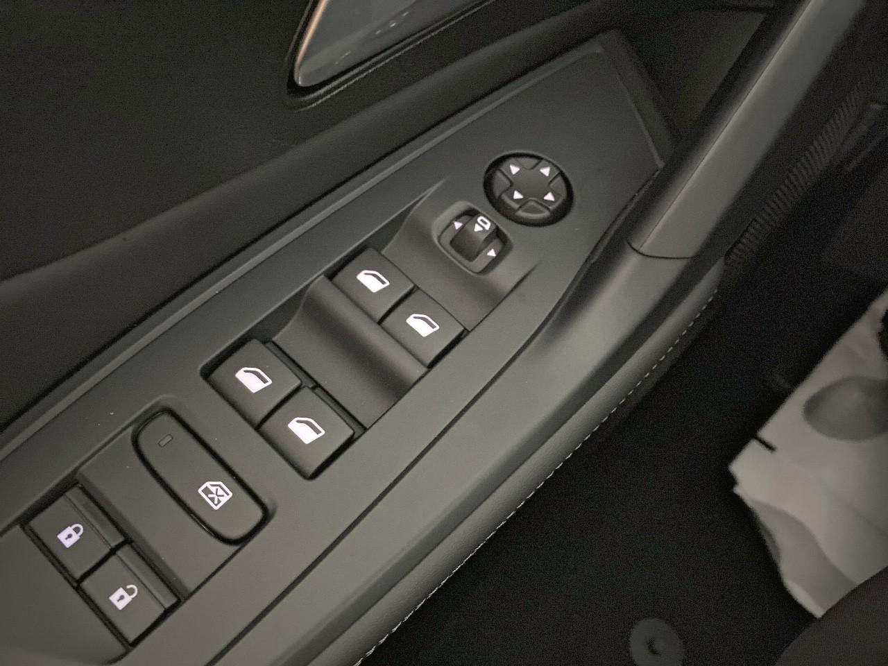 Peugeot 308 bluehdi 130ch s&s eat8 allure — photo 20