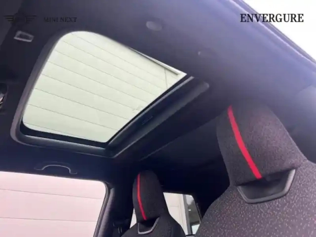 Mini Cooper 3 portes s 204ch jcw dkg7 — photo 12