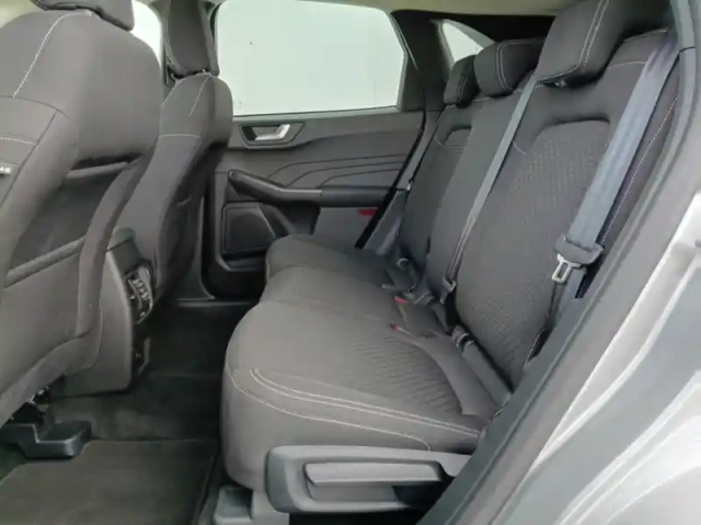 Ford Kuga 2.5 duratec 180ch hybrid flexifuel titanium b — photo 9