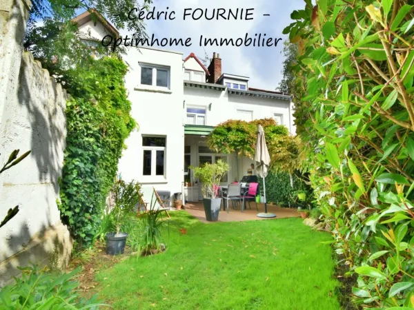 Maison 7 pièces 145 m²
