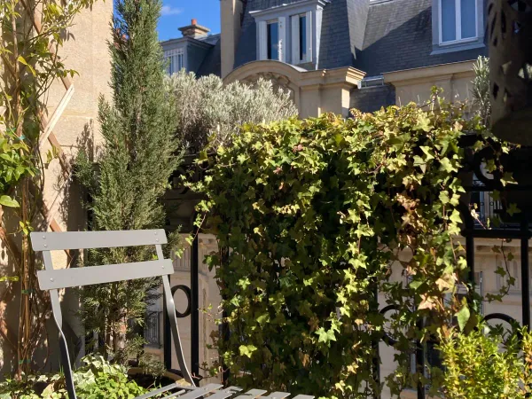 Loue appartement familial de 170m², 4 chambres, situé proche d'écoles, commerce et transport