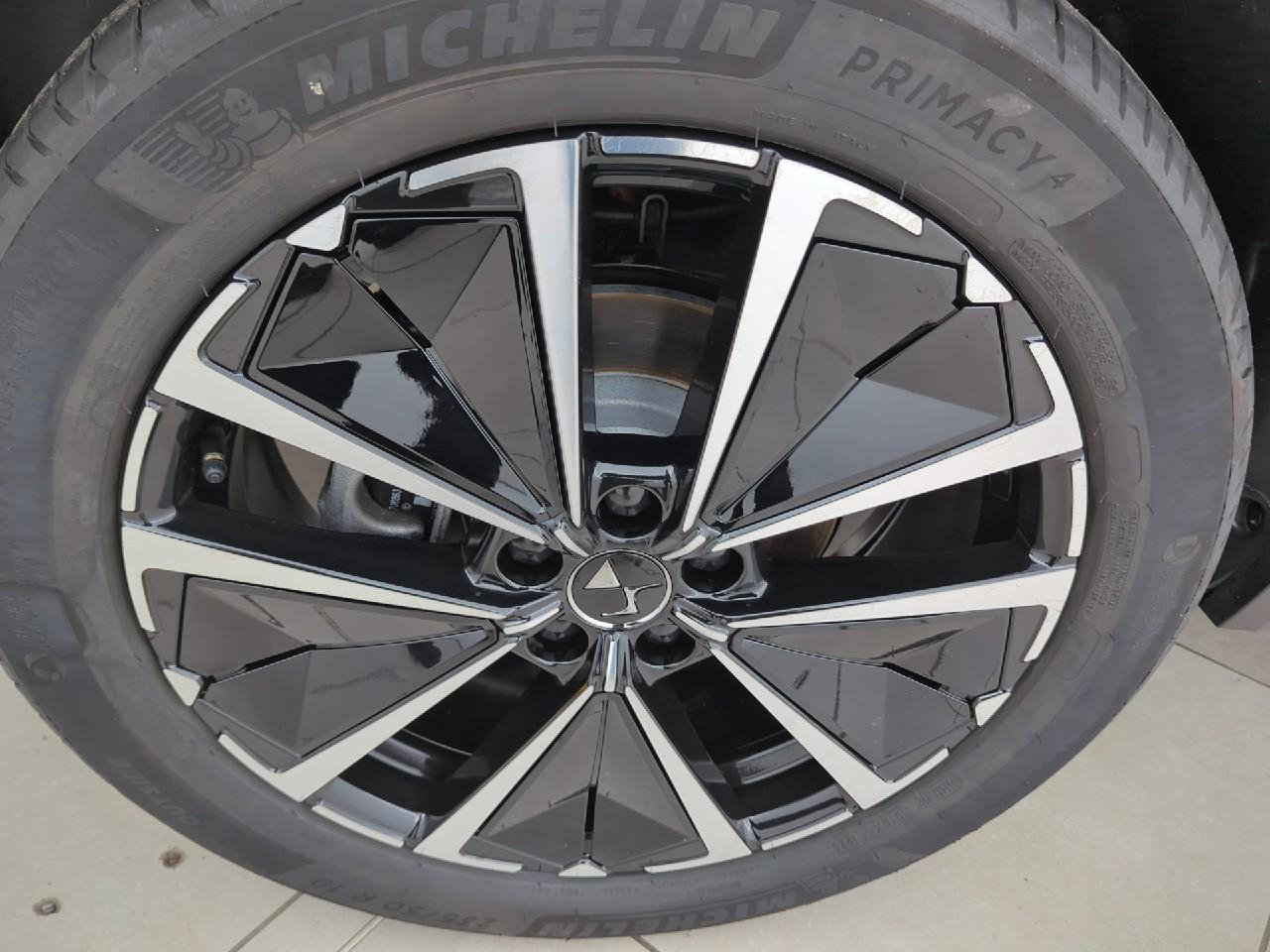 Ds Ds 7 crossback bluehdi 130 eat8 etoile — photo 19